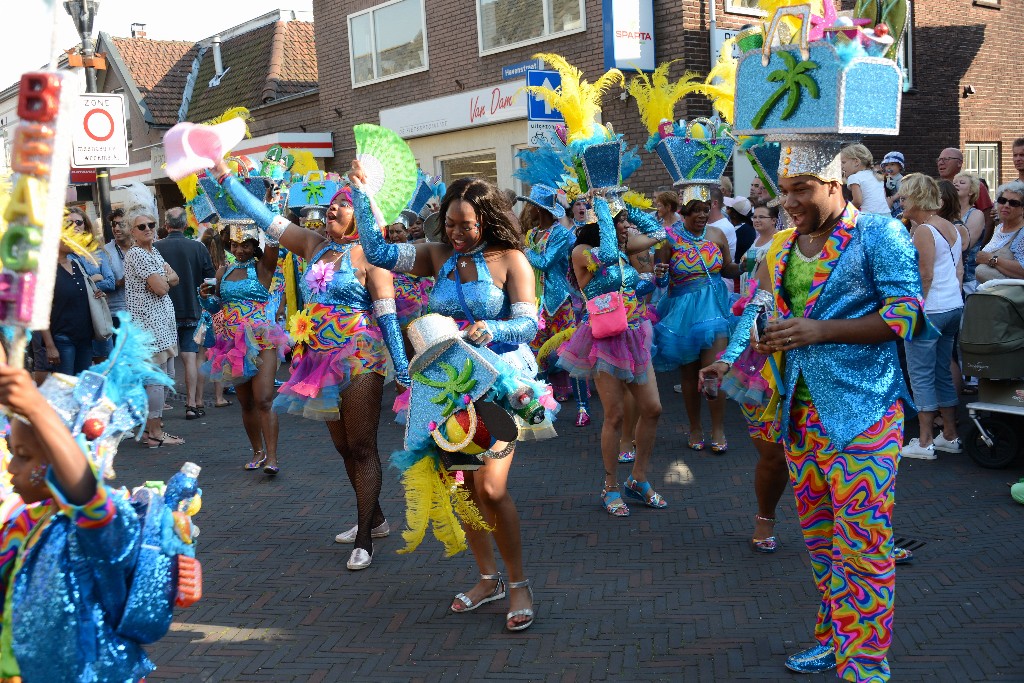 ../Images/Zomercarnaval Noordwijkerhout 2016 205.jpg